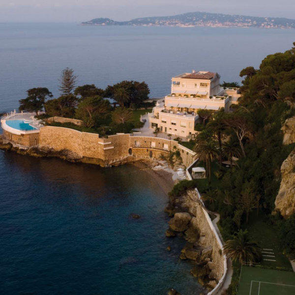 cap estel hotel paca