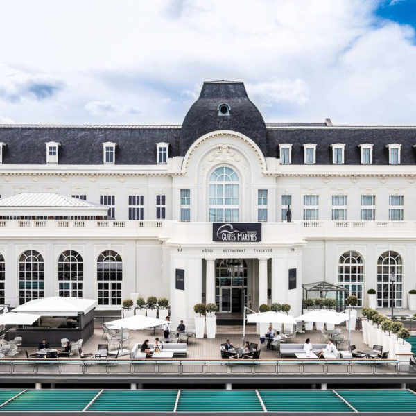 extérieur hotel les cures marine Normandie