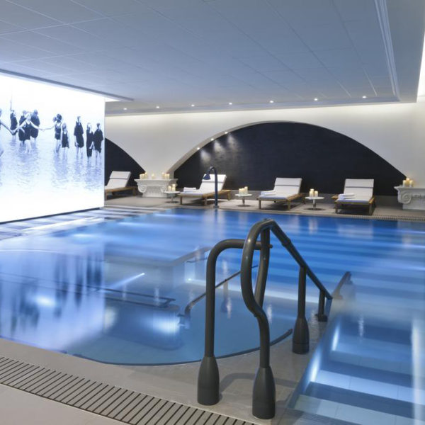 piscine hotel les cures marine Normandie