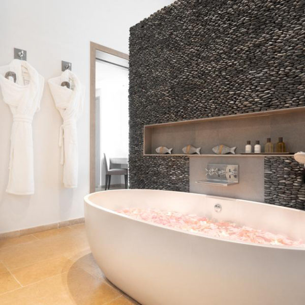 salle de bain hotel le pre de la mer saint tropez PACA