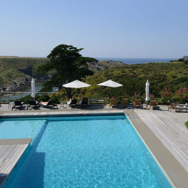 piscine extérieur castel clara belle ile en mer