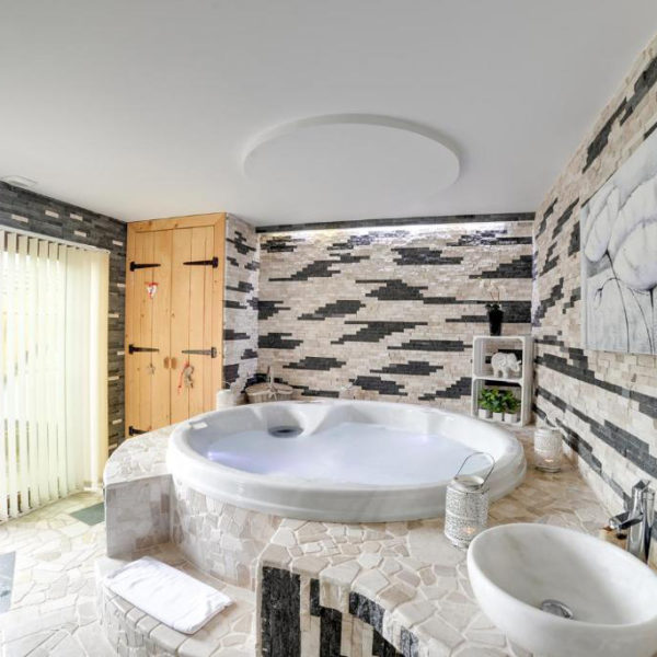 Domaine du Haut Jardin_chambre_salle de bain