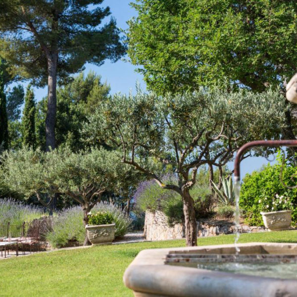 Hotel Bastide de Tourtour Var_jardin