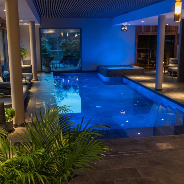 Hotel Interlaken vosges_piscine nocturne