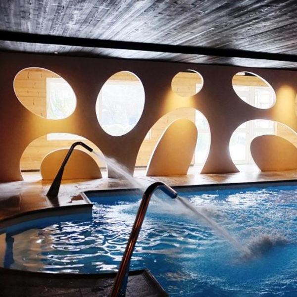 Hotel La Jamagne & Spa_Vosges_piscine_jet d eau