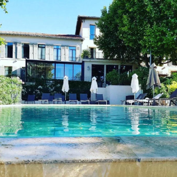 Les Lodges sainte Victoire_aix en provence_piscine exterieure