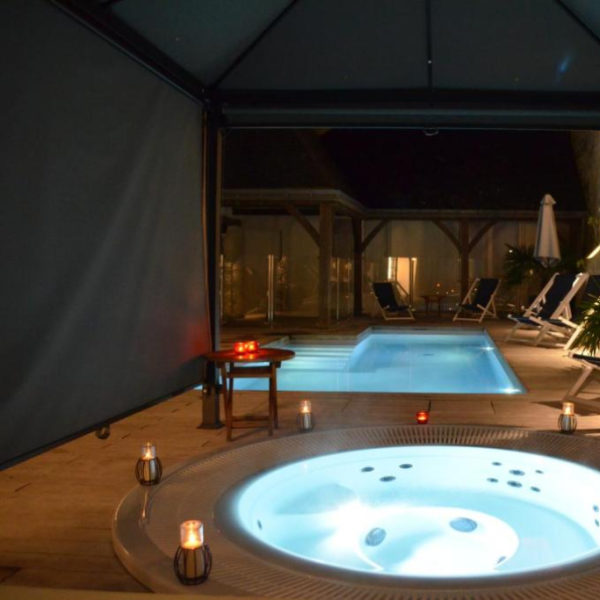 Hotel Anne d Anjou - Pays de la loire- spa-jacuzzi