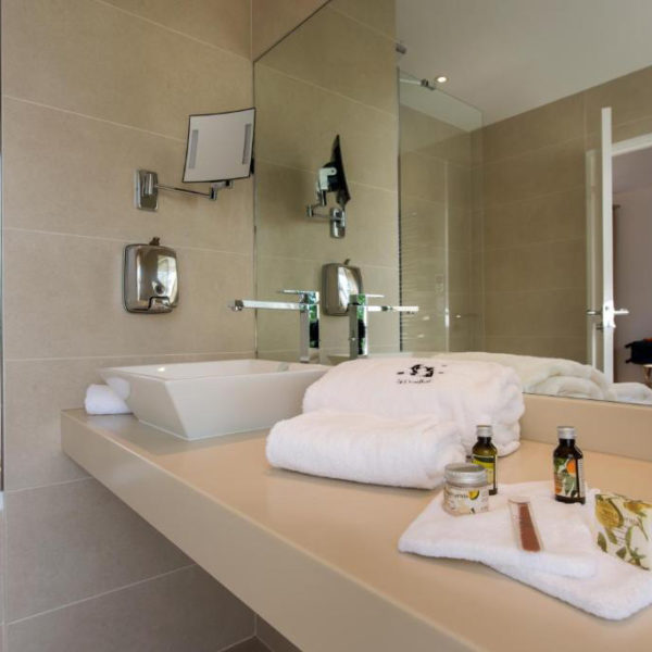 salle de bain hotel spa la cueillette