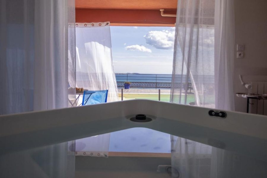 jacuzzi vue mer